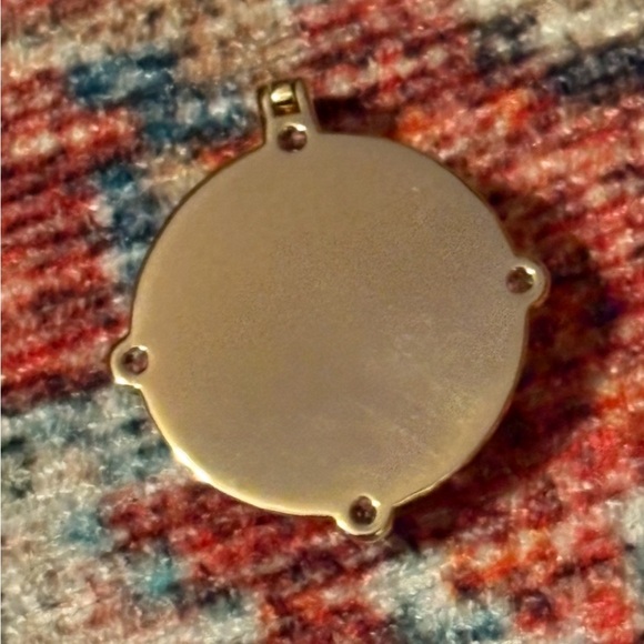 Like New Awe Inspired Manifestation Locket 14K Yellow Gold Vermil - Picture 3 of 10
